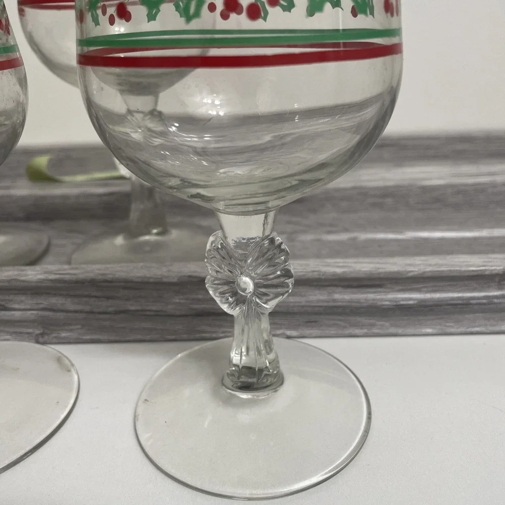 Arby's Christmas holiday Glasses Gold Rim‎ Holly Berries Set of 6  10oz 1986